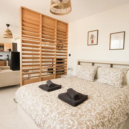 Le Soy'o - Parking - Mairie - Angouleme A 10 Min Apartamento